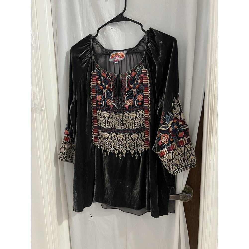Johnny Was Gray Claude Embroidered Silk Blend Velvet Blouse Sz M Boho Peasant - Picture 2 of 8
